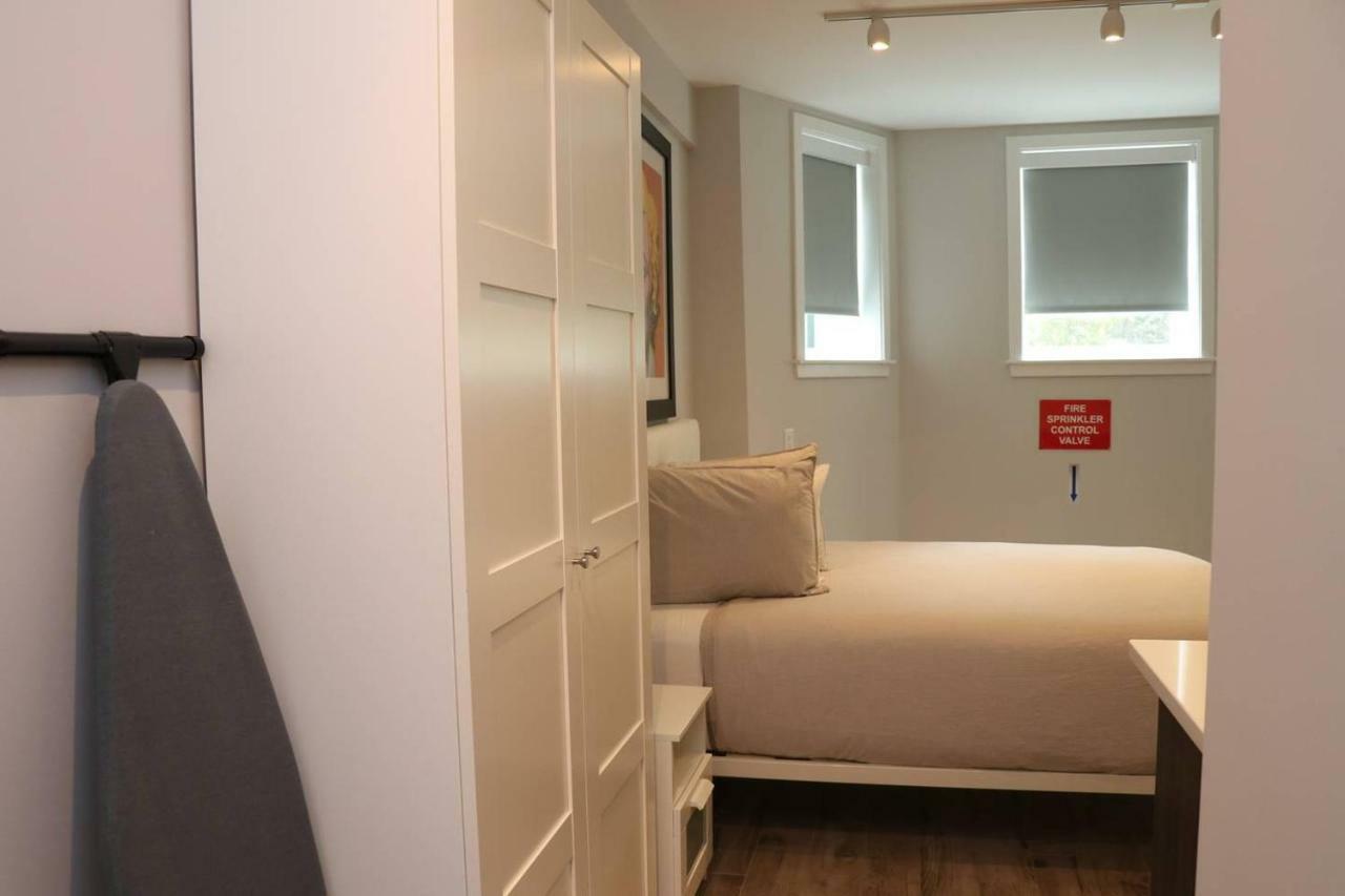 Stylish Studio In Brookline-5Min Train To Boston.. #2 Buitenkant foto